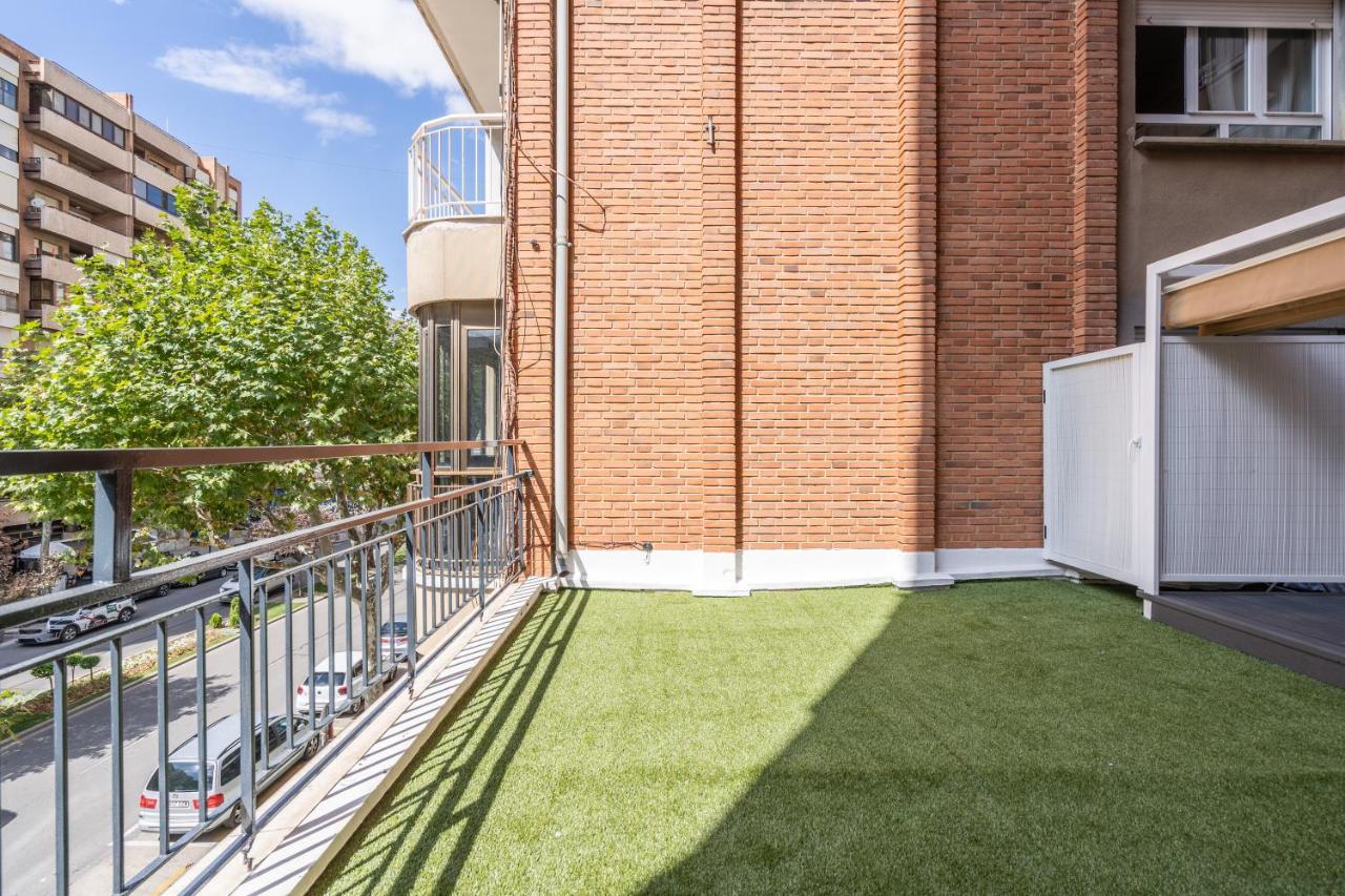 Apartamento Mani En Avenida Espana Con Terraza Albacete Bagian luar foto